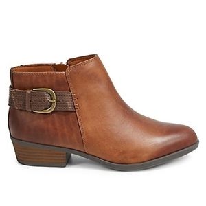 Clarks Addiy Kara Leather Booties